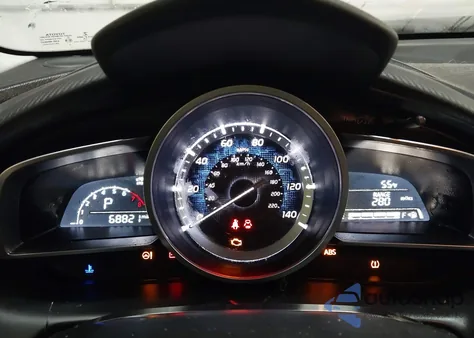 2018 Toyota Yaris Ia из США, поврежденный, VIN 3MYDLBYV2JY329196